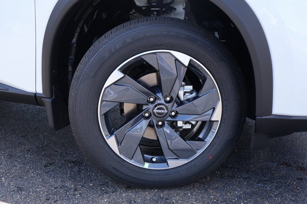 New 2026 Nissan Rogue SV w/ Cold Weather Package image 16