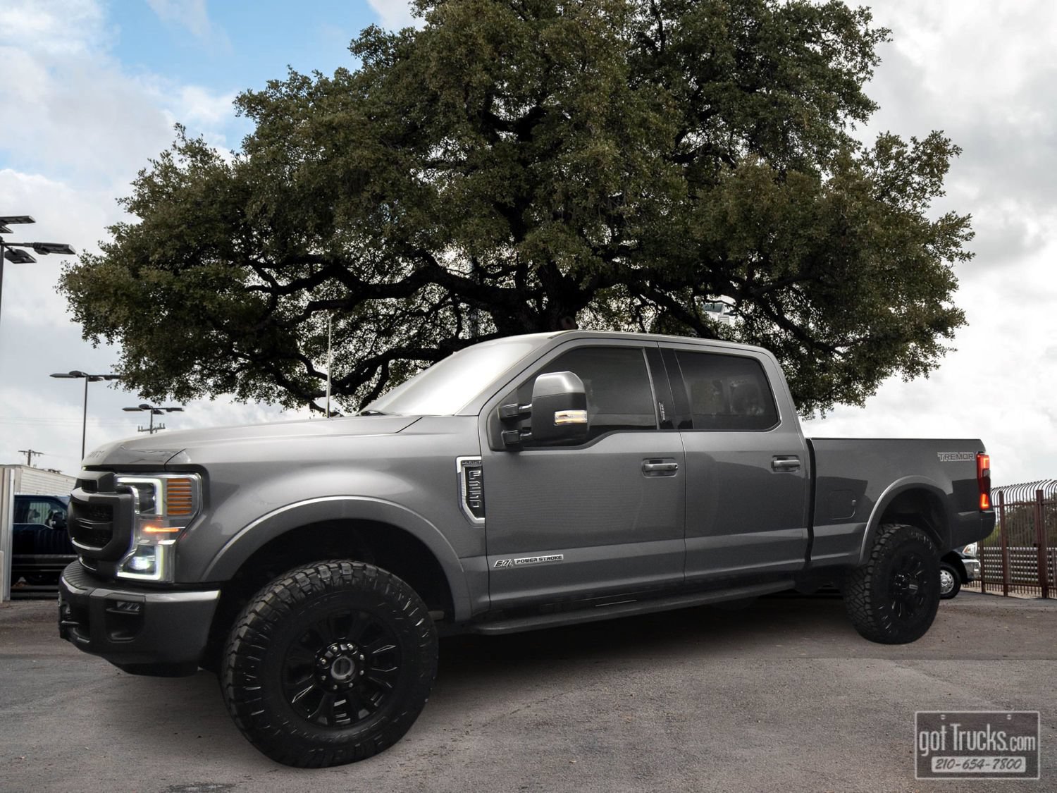 Used 2022 Ford F250 Lariat w/ Tremor Off-Road Package AWD/4WD image 1