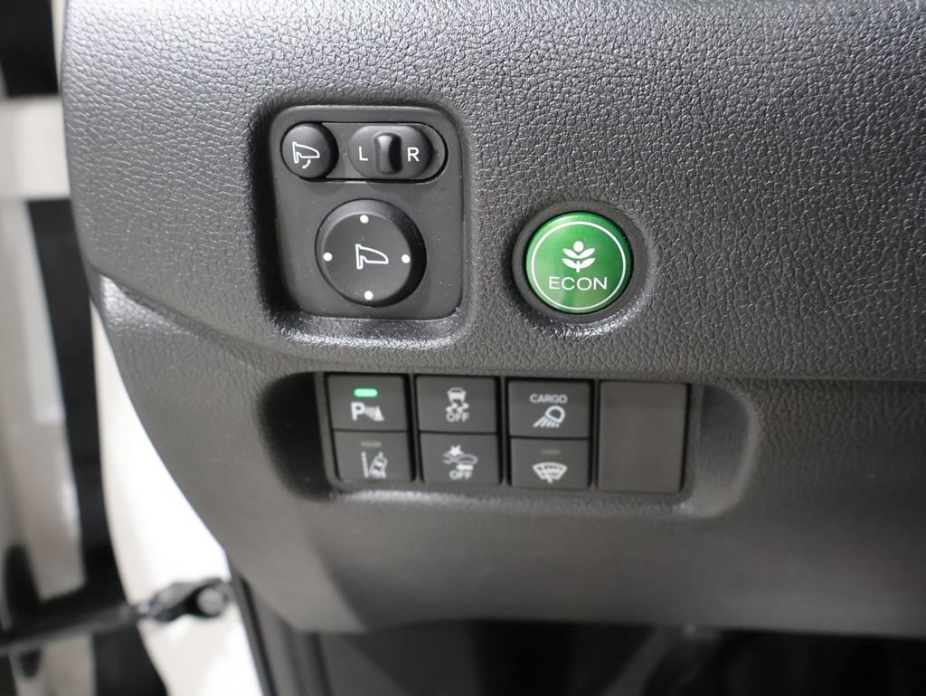 Used 2025 Honda Ridgeline TrailSport image 32