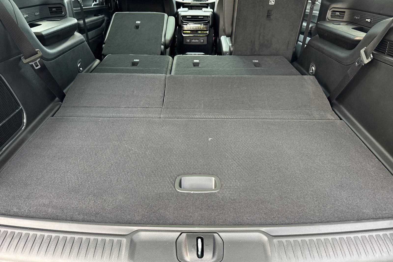 New 2026 Jeep Grand Wagoneer 4WD w/ Quick Order Packge 29V Upland image 15