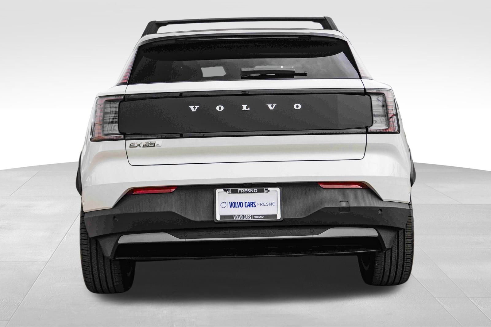 New 2026 Volvo EX30 Cross Country Ultra w/ Protection Package Premier AWD/4WD image 6