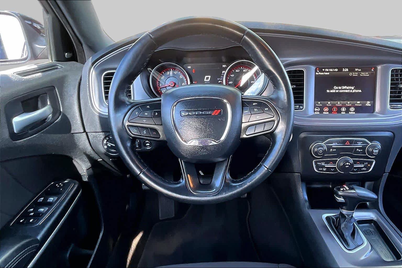 Used 2023 Dodge Charger SXT RWD image 5