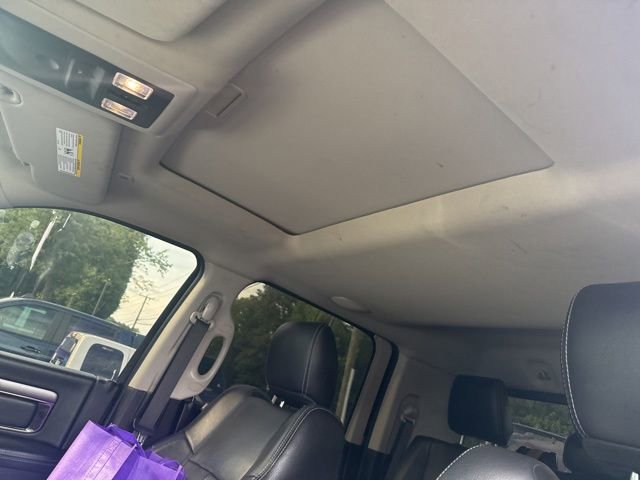 Used 2018 RAM 2500 Laramie w/ Sport Appearance Group AWD/4WD image 4