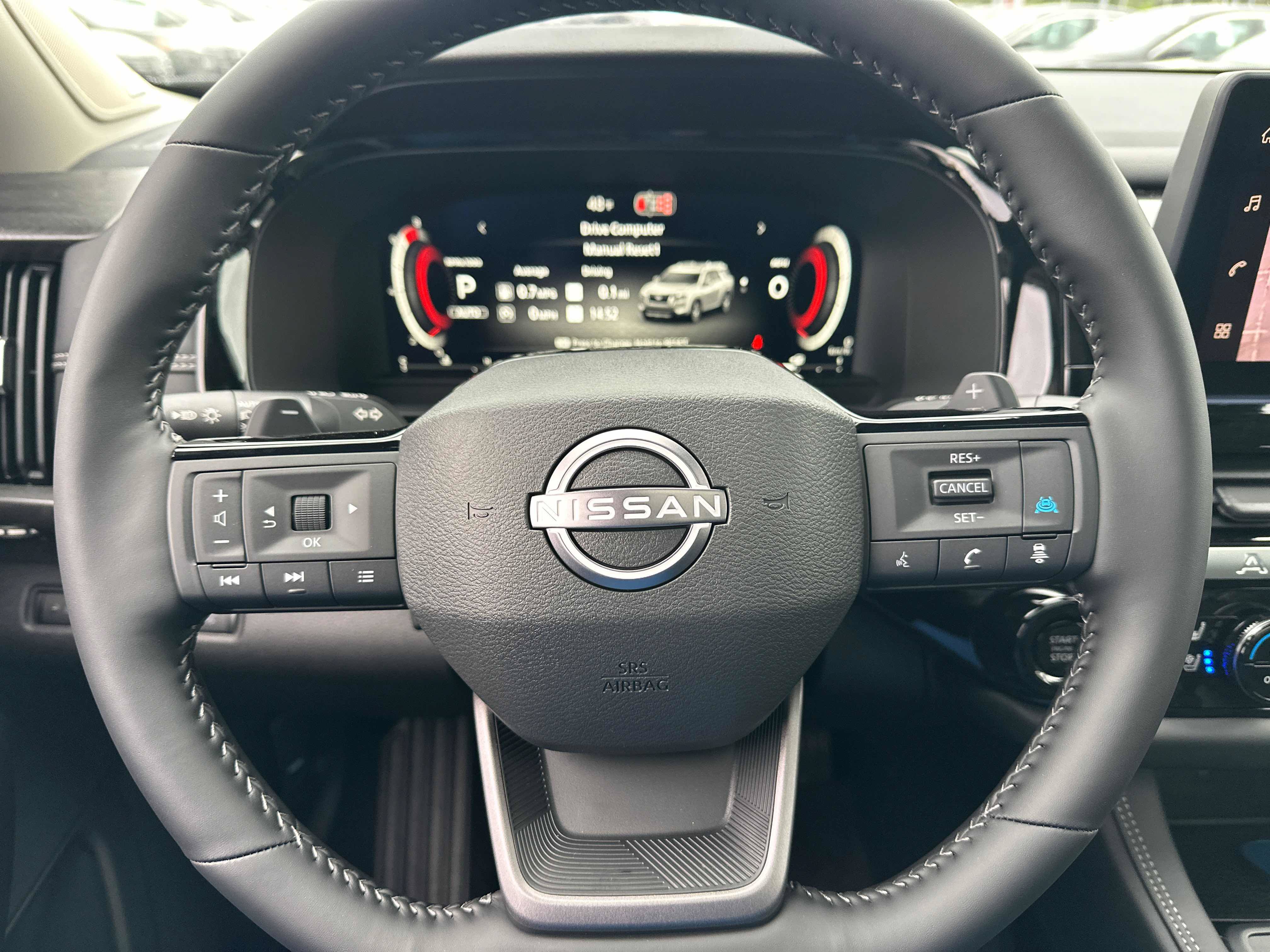 New 2026 Nissan Pathfinder Platinum AWD/4WD image 40