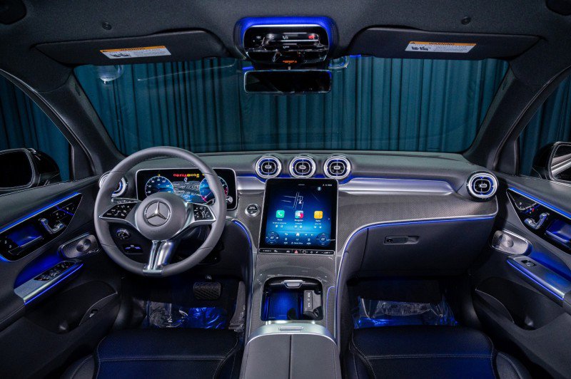New 2026 Mercedes-Benz GLC 300 image 13