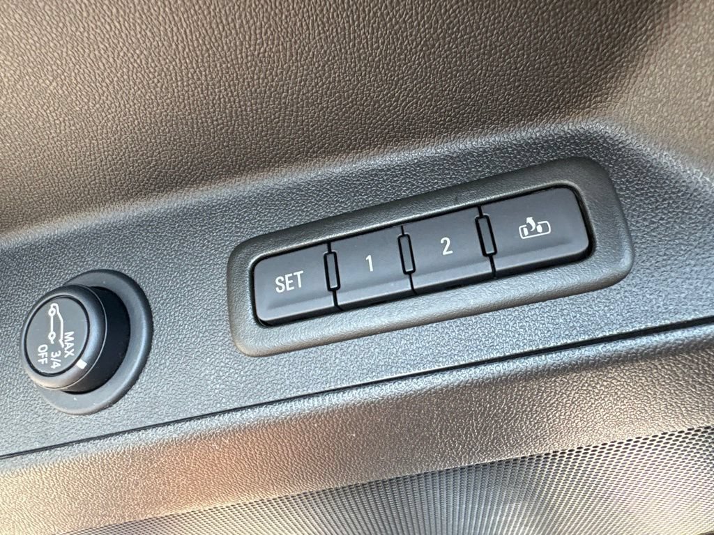 Certified 2023 Chevrolet Equinox Premier AWD/4WD image 15