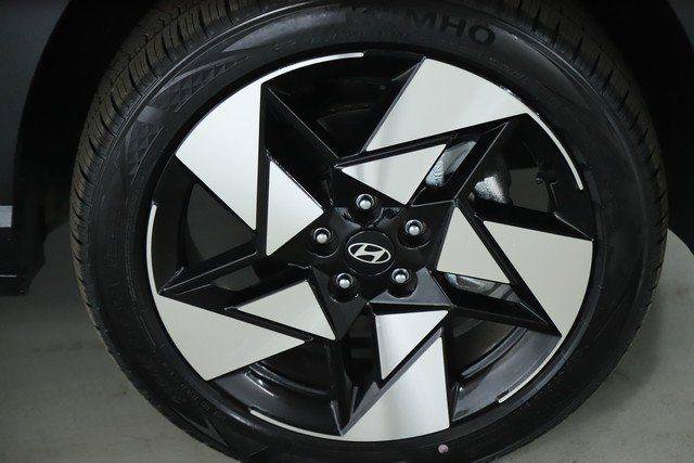 Used 2024 Hyundai Kona Limited image 10