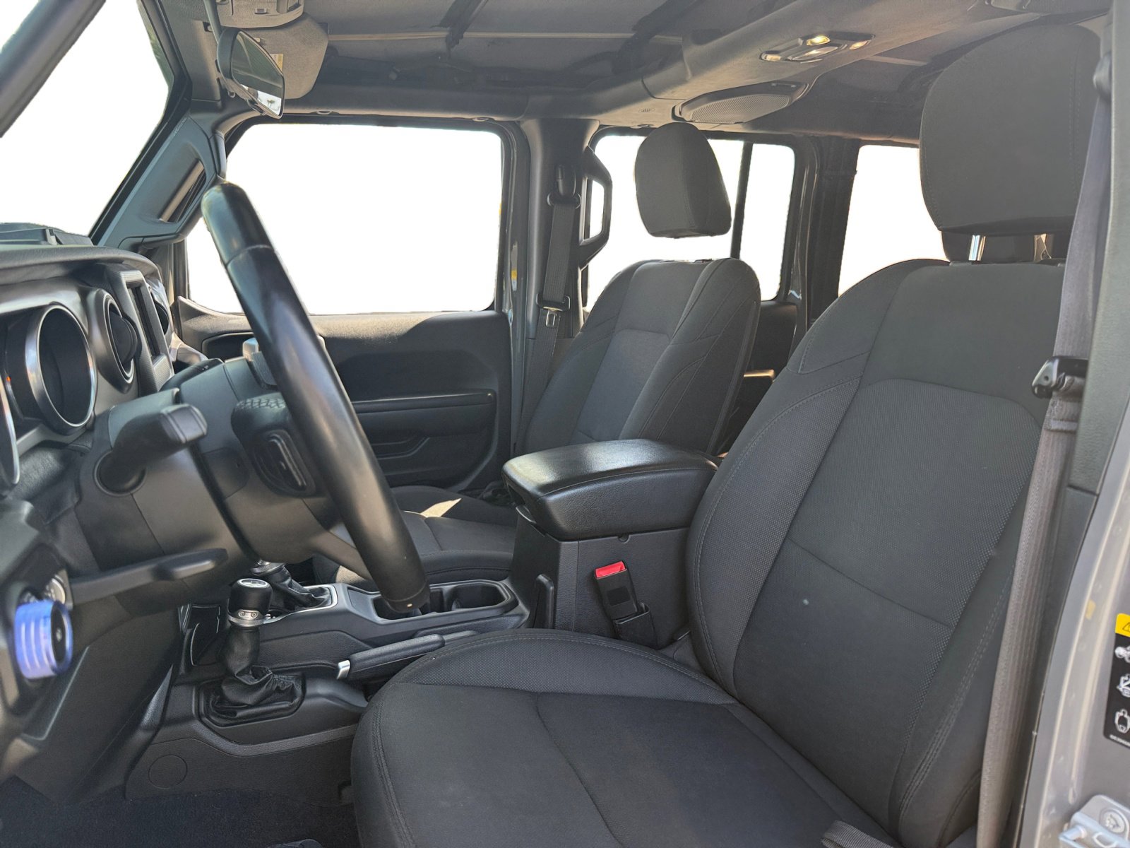 Used 2020 Jeep Wrangler Unlimited Sport image 9