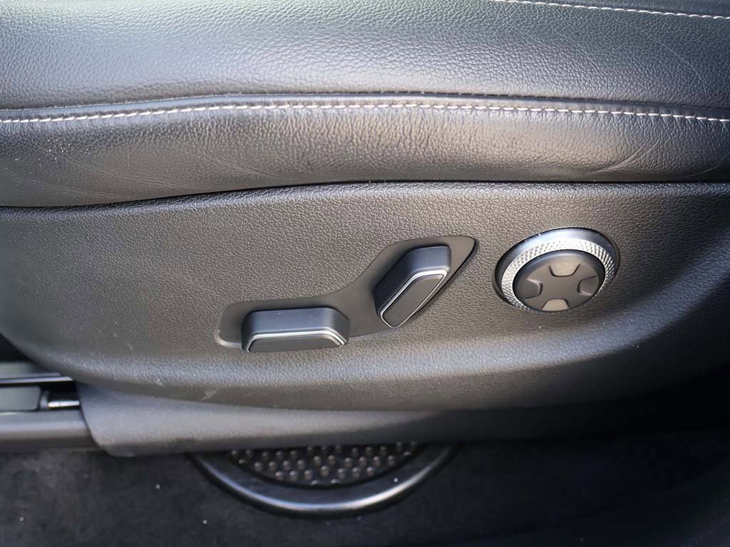 Used 2024 Genesis GV80 2.5T image 37