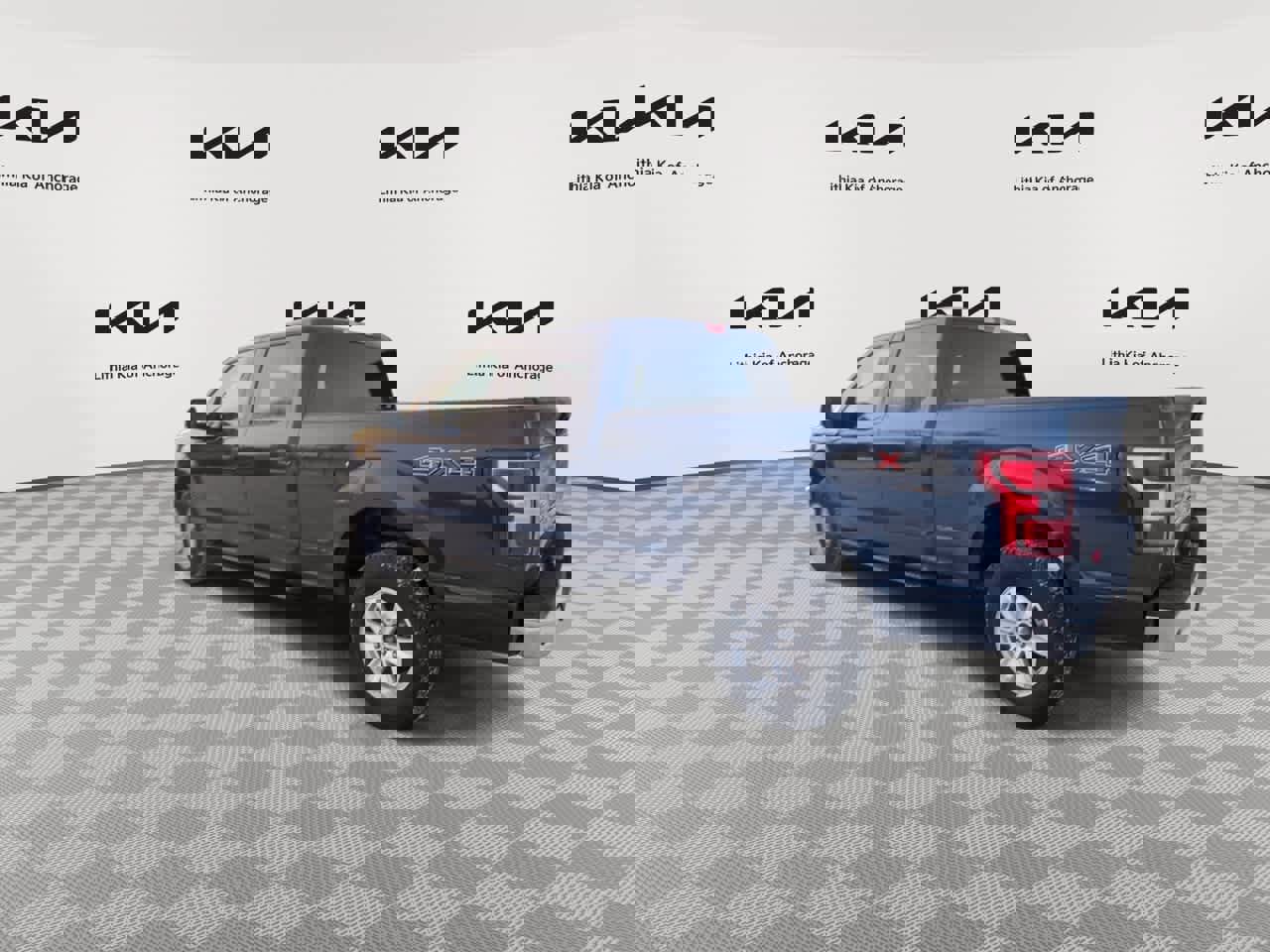 Used 2018 Ford F150 XLT w/ Trailer Tow Package image 6