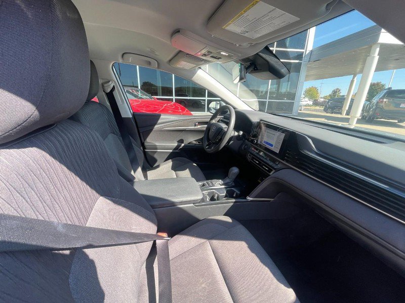 Used 2026 Toyota Camry LE FWD image 3