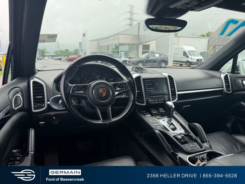 Used 2017 Porsche Cayenne Platinum Edition w/ Premium Package Plus (PJX) AWD/4WD image 14