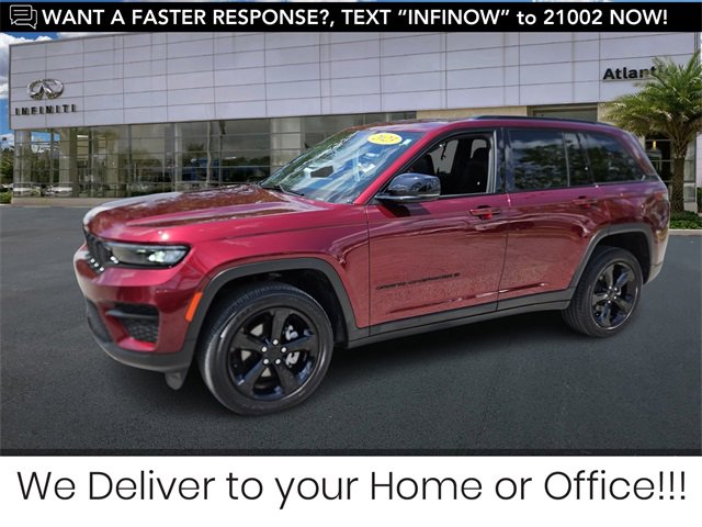 Used 2023 Jeep Grand Cherokee Altitude image 1