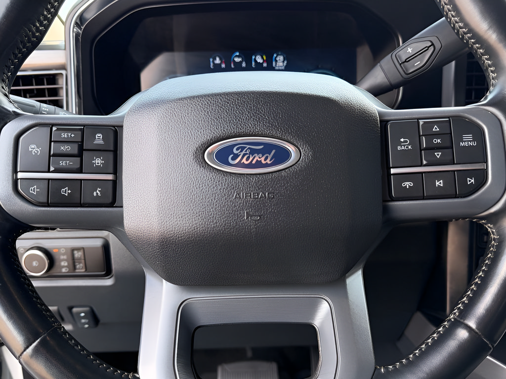 Used 2023 Ford F350 Lariat w/ Lariat Ultimate Package AWD/4WD image 40
