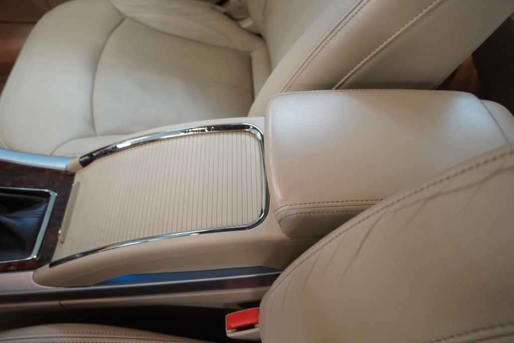 Used 2010 Buick LaCrosse CXS FWD image 24