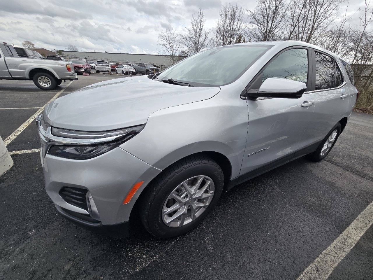 Used 2022 Chevrolet Equinox LT w/ LPO, Floor Liner Package image 4