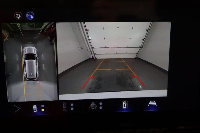 New 2026 Chevrolet Equinox LT w/ Safety and Technology Package image 23