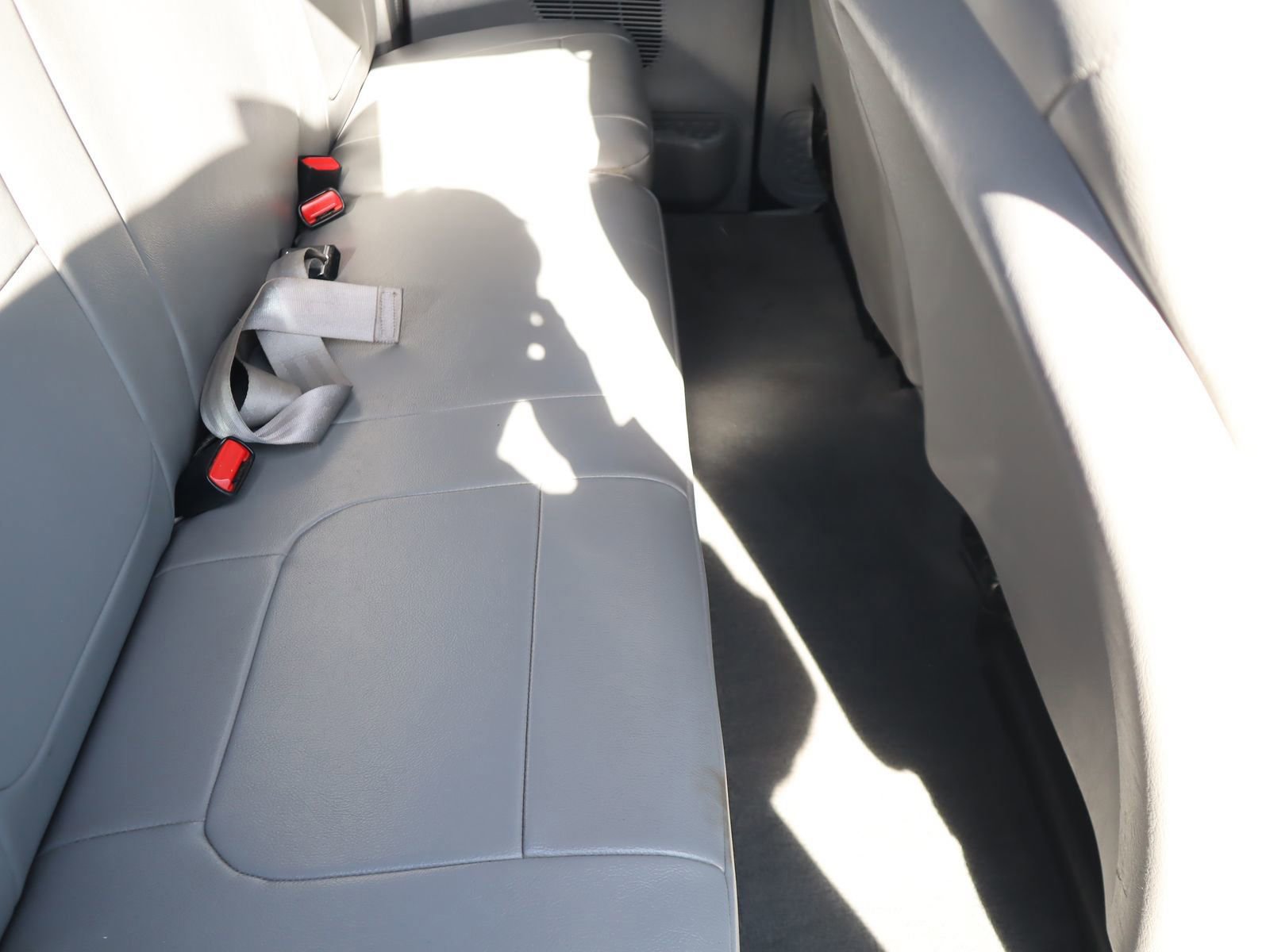 Used 2006 Ford F350 4x4 SuperCab DRW Super Duty image 51