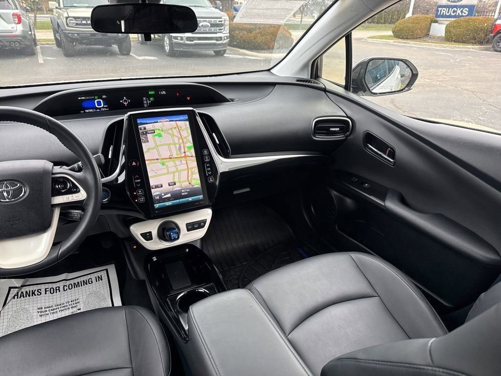 Used 2018 Toyota Prius Prime Premium image 18