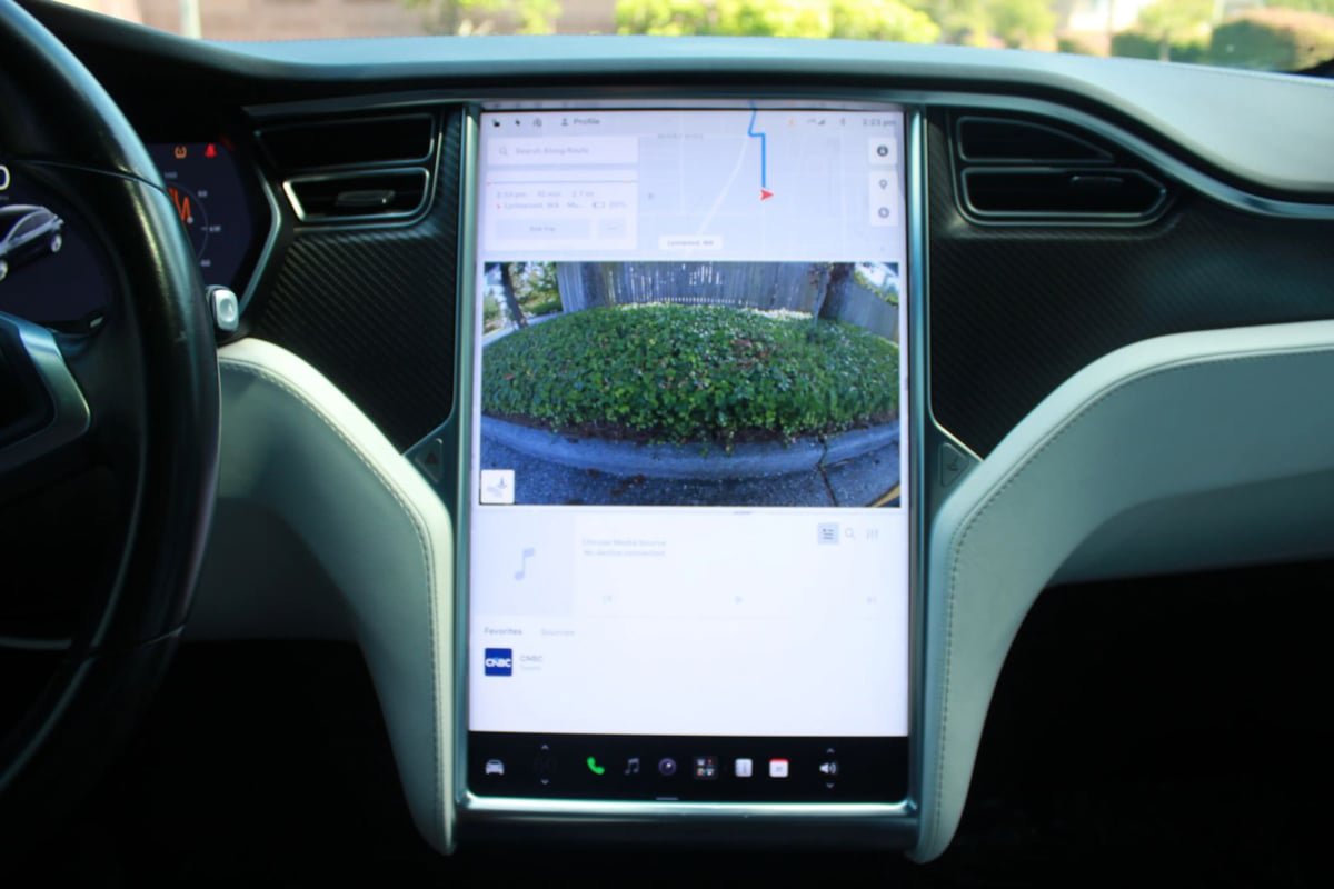 Used 2017 Tesla Model X 75D AWD/4WD image 14