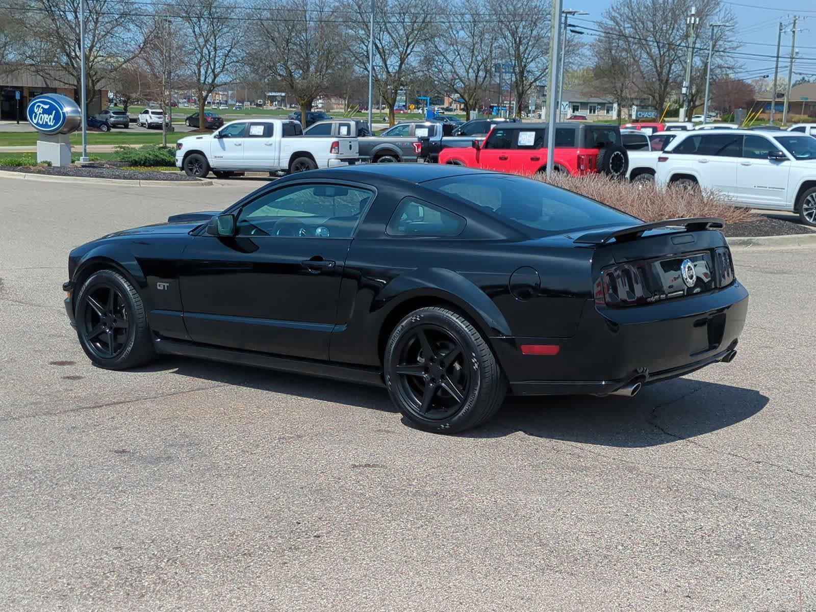 Used 2008 Ford Mustang GT Premium RWD image 6