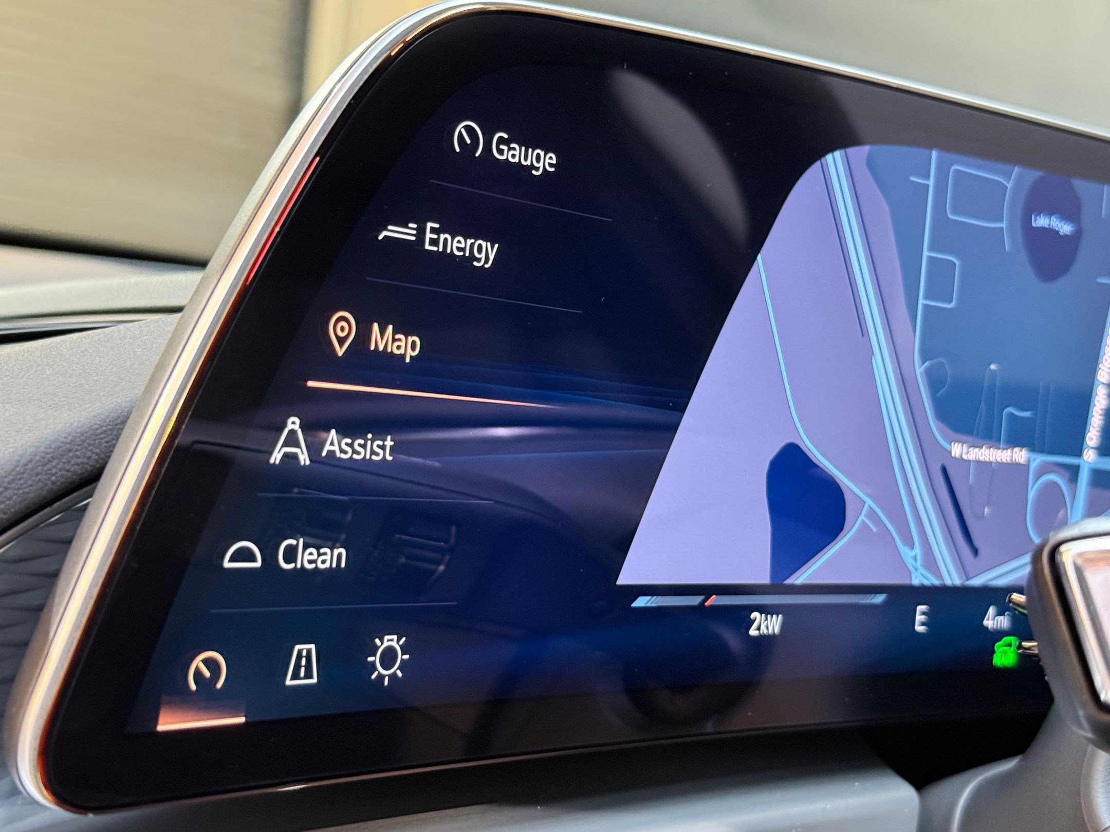 New 2025 Cadillac Lyriq Sport image 29