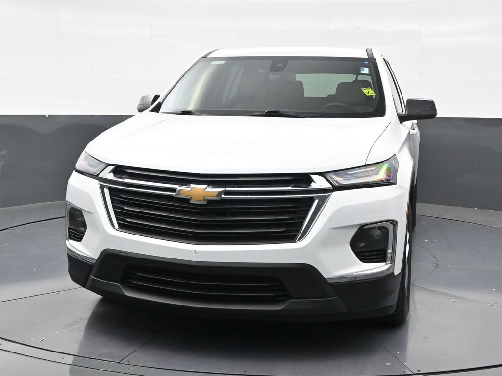 Used 2023 Chevrolet Traverse LS FWD image 8