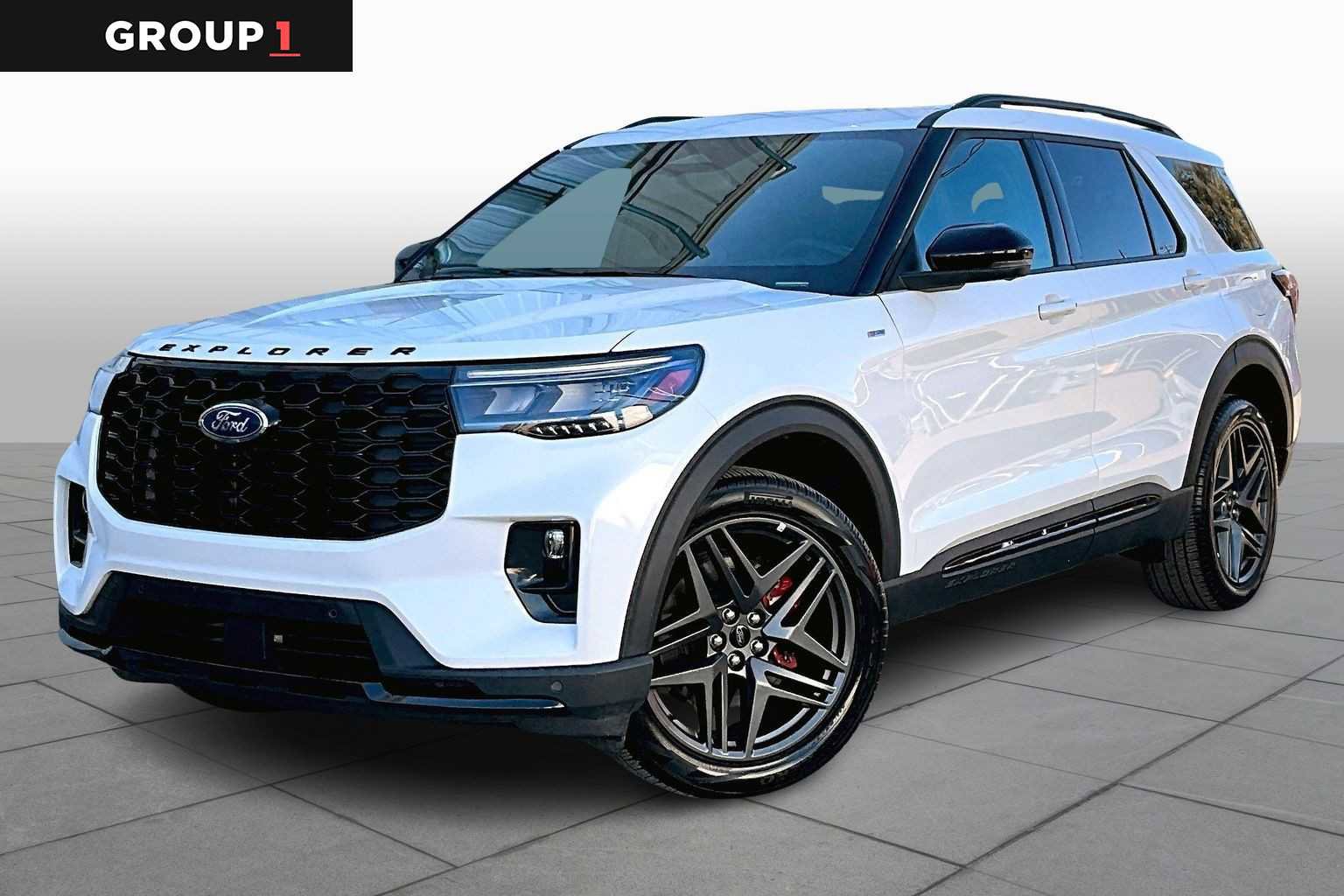 Used 2025 Ford Explorer ST-Line w/ Premium Package