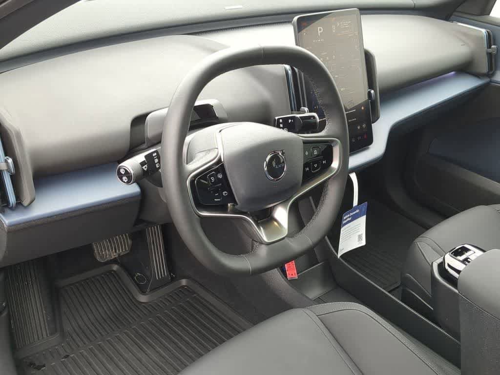 Used 2025 Volvo EX30 Plus w/ Protection Package Premier AWD/4WD video 2