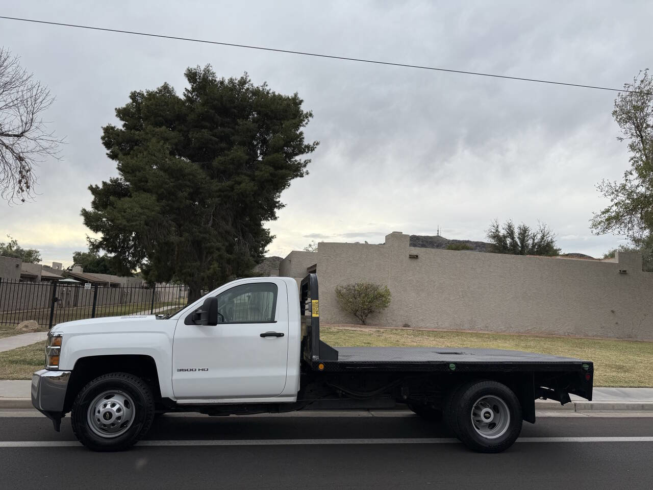 Used 2015 Chevrolet Silverado 3500 W/T image 3