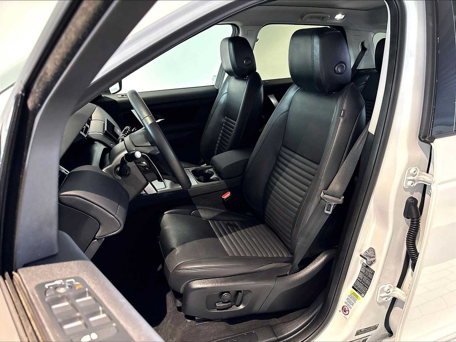 Used 2024 Land Rover Discovery Sport S AWD/4WD image 9