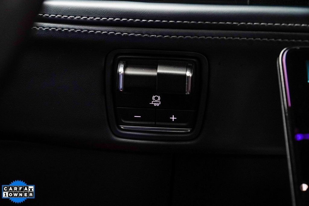 Used 2025 Cadillac Escalade IQ Luxury 2 AWD/4WD image 21