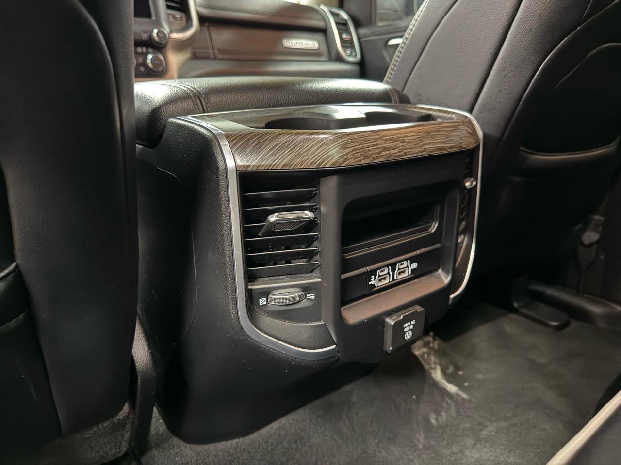 Used 2020 RAM 1500 Laramie image 18