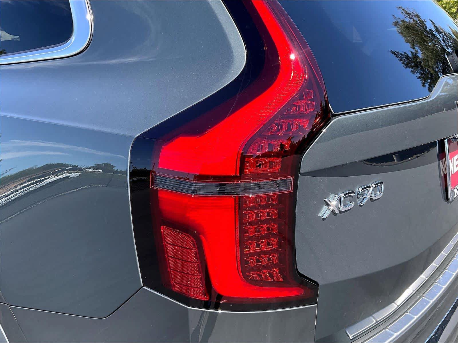 New 2027 Volvo XC90 B6 Ultra AWD/4WD image 25