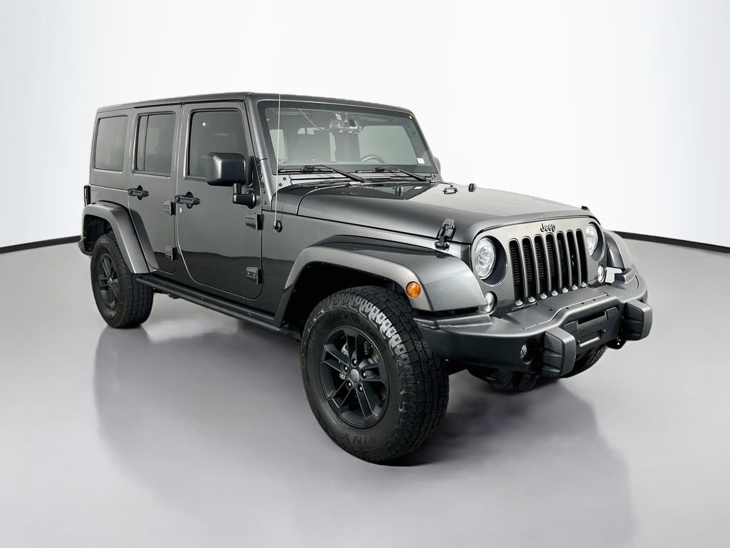 Used 2017 Jeep Wrangler Unlimited Sahara AWD/4WD image 3