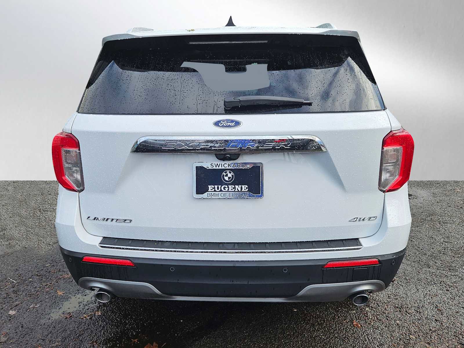 Used 2023 Ford Explorer Limited image 4