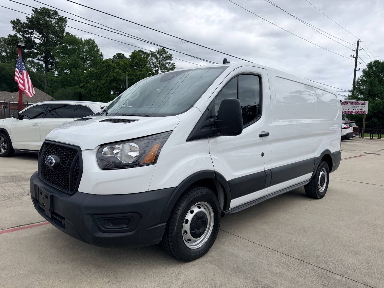 Used 2024 Ford Transit 150 Low Roof w/ Upfitter Package RWD image 3
