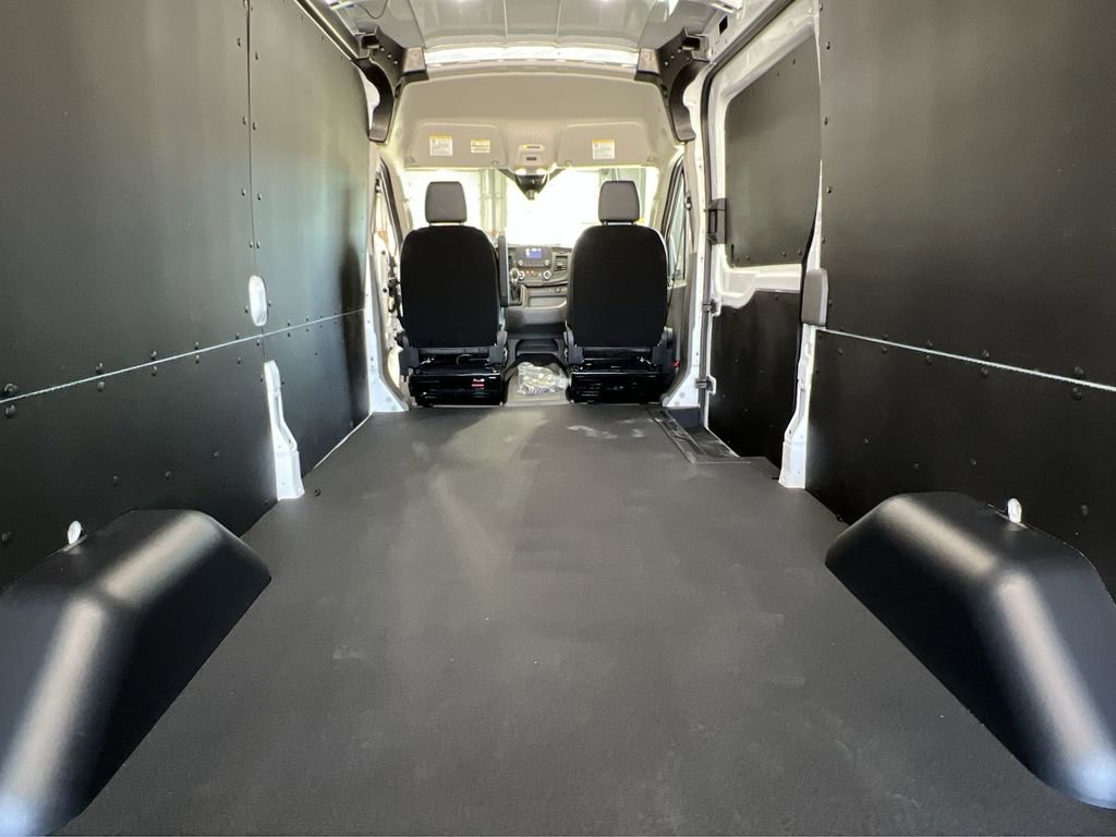 New 2025 Ford Transit 250 148 Medium Roof w/ Load Area Protection Package image 15