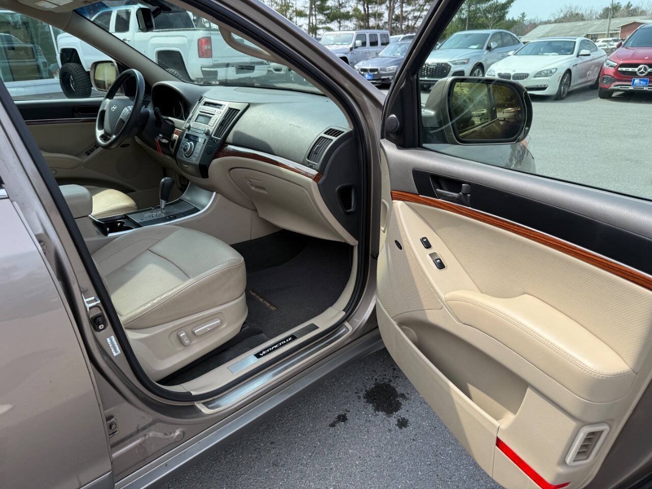Used 2011 Hyundai Veracruz Limited AWD/4WD image 8