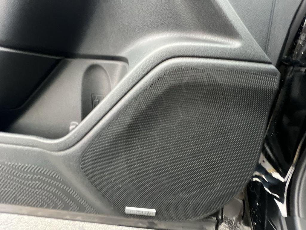 Used 2025 Subaru Forester Limited image 25