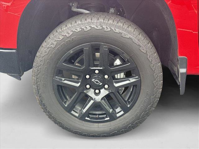 Used 2024 Chevrolet Silverado 1500 Custom Trail Boss w/ Turbomax Blackout Package image 24