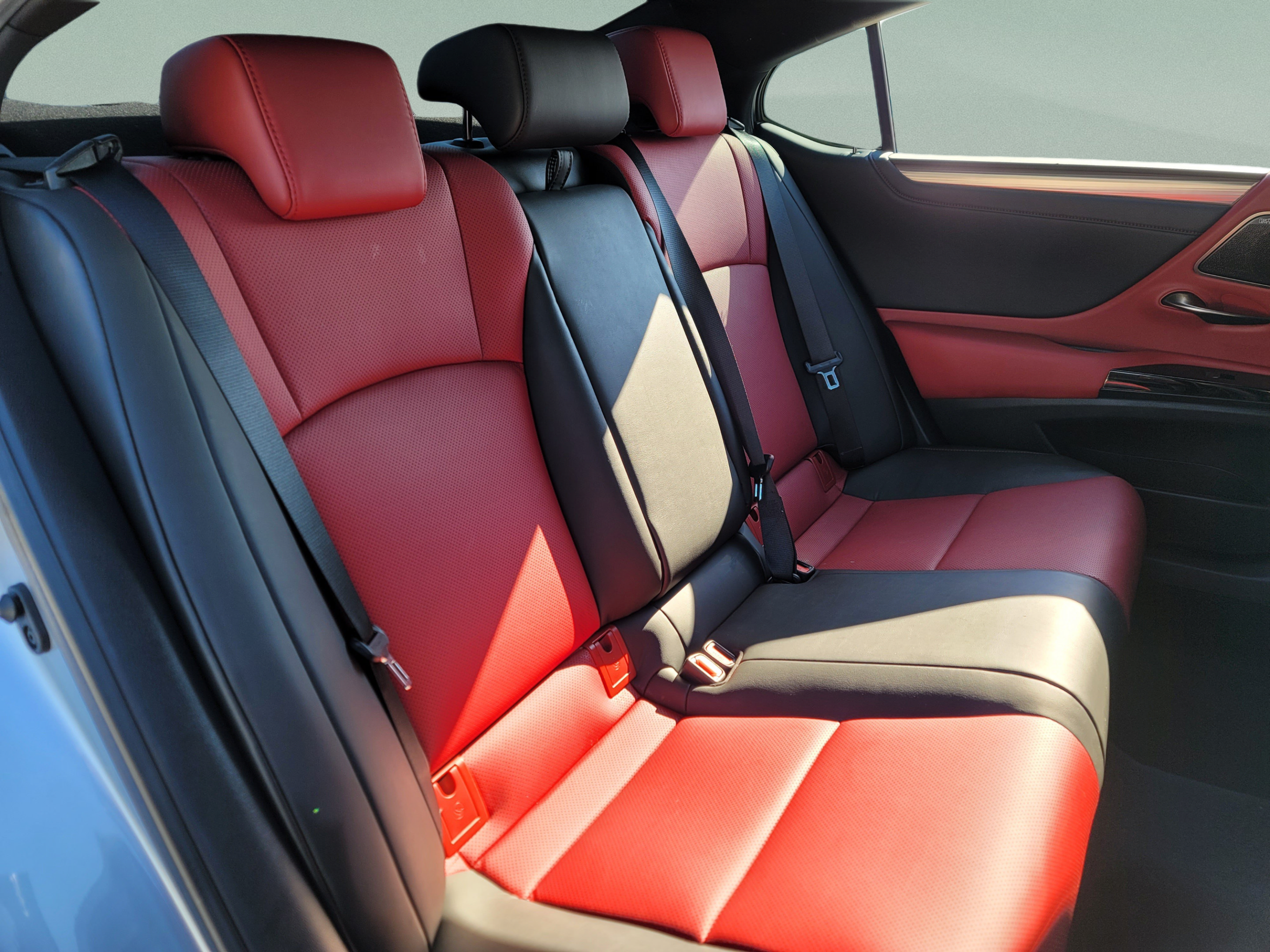 Certified 2025 Lexus ES 350 F Sport w/ Accessory Package (Z2) FWD image 23