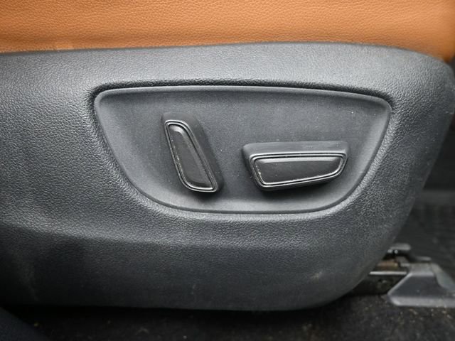 Used 2021 Toyota Highlander Platinum image 26