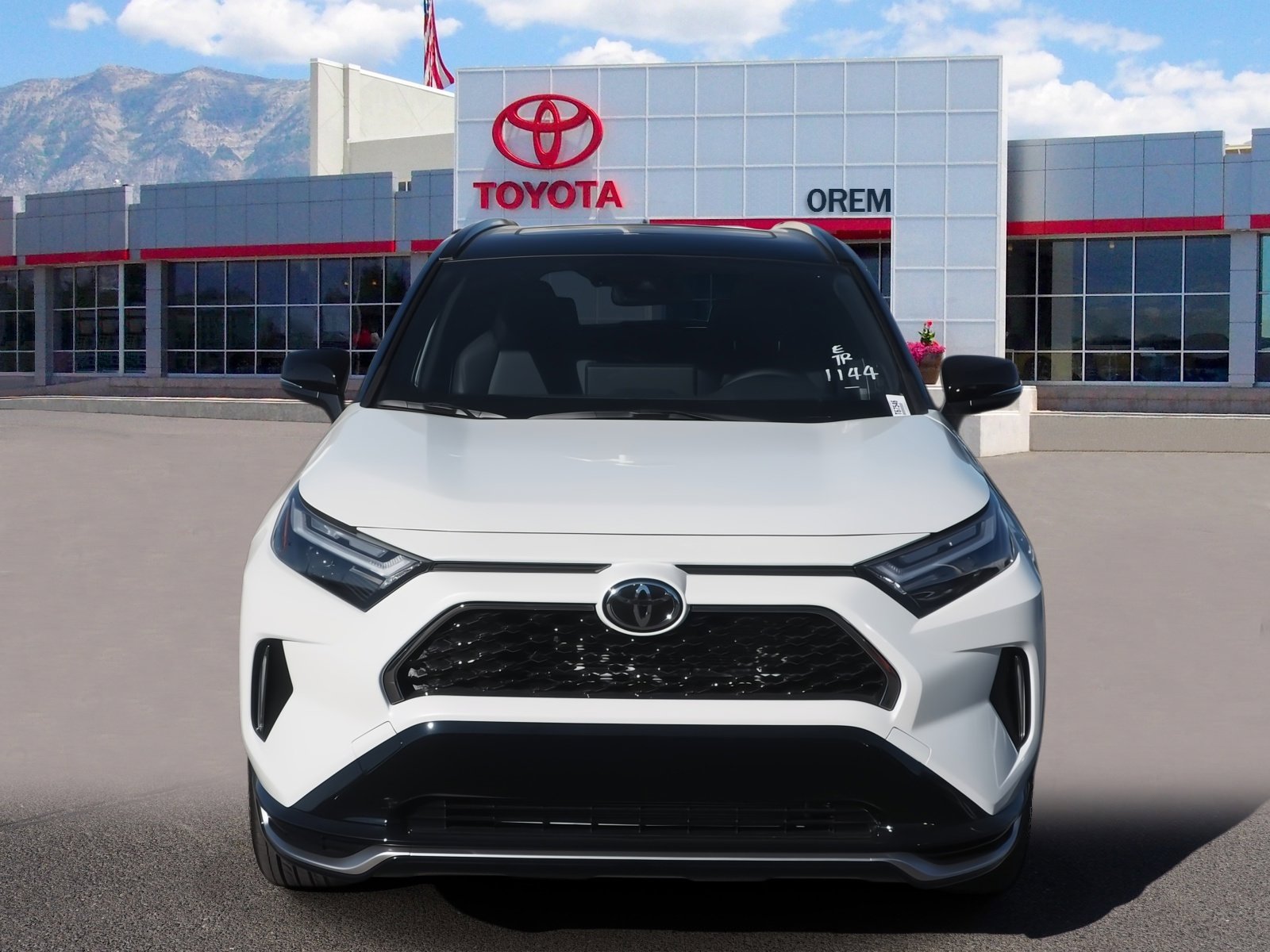 New 2025 Toyota RAV4 XSE w/ Weather Package image 2