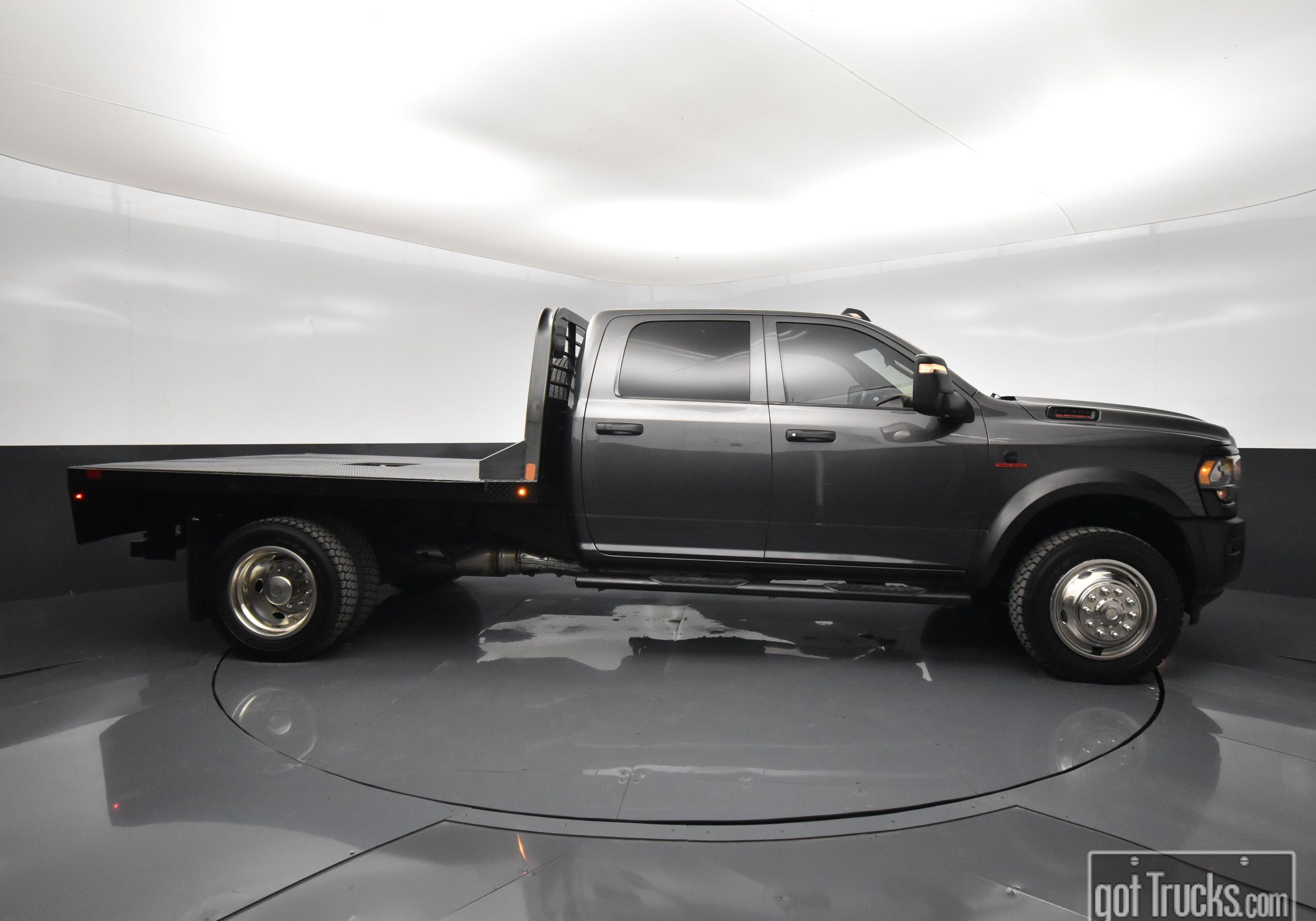 Used 2023 RAM 5500 Tradesman AWD/4WD image 49