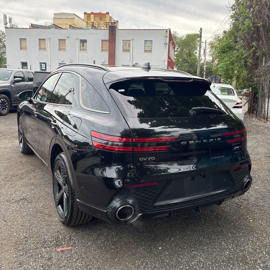 Used 2023 Genesis GV70 3.5T Sport w/ Sport Prestige Package AWD/4WD image 2