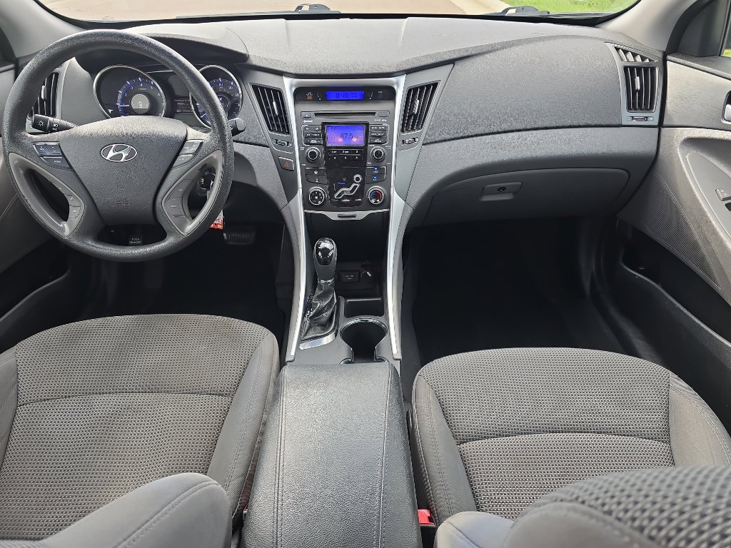 Used 2011 Hyundai Sonata GLS image 25