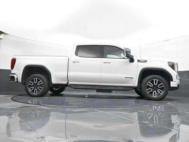 Used 2025 GMC Sierra 1500 AT4 w/ Technology Package AWD/4WD image 43