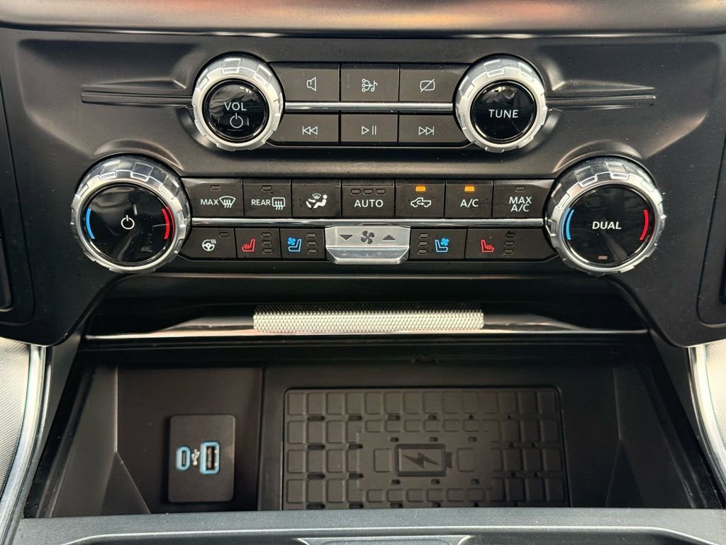 Used 2024 Ford F150 Platinum w/ FX4 Off-Road Package image 22
