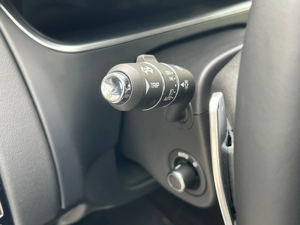 Used 2024 Jaguar F-TYPE R-Dynamic image 13